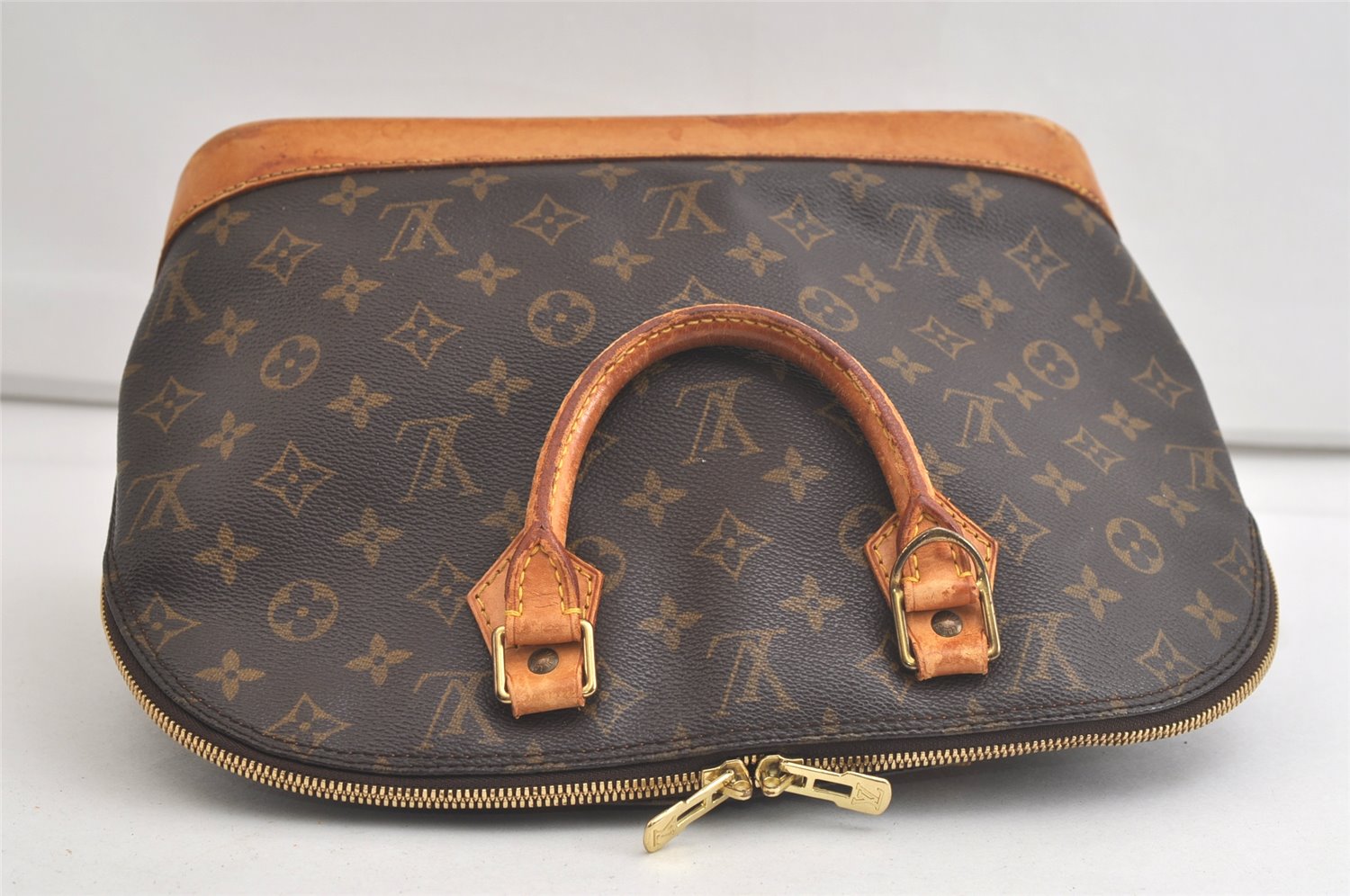 Authentic Louis Vuitton Monogram Alma Hand Bag Purse M51130 LV 4574K