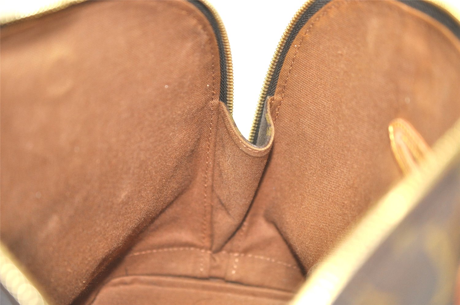 Authentic Louis Vuitton Monogram Alma Hand Bag Purse M51130 LV 4574K