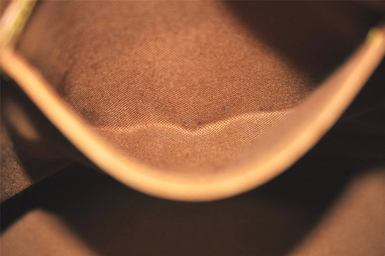 Authentic Louis Vuitton Monogram Alma Hand Bag Purse M51130 LV 4574K