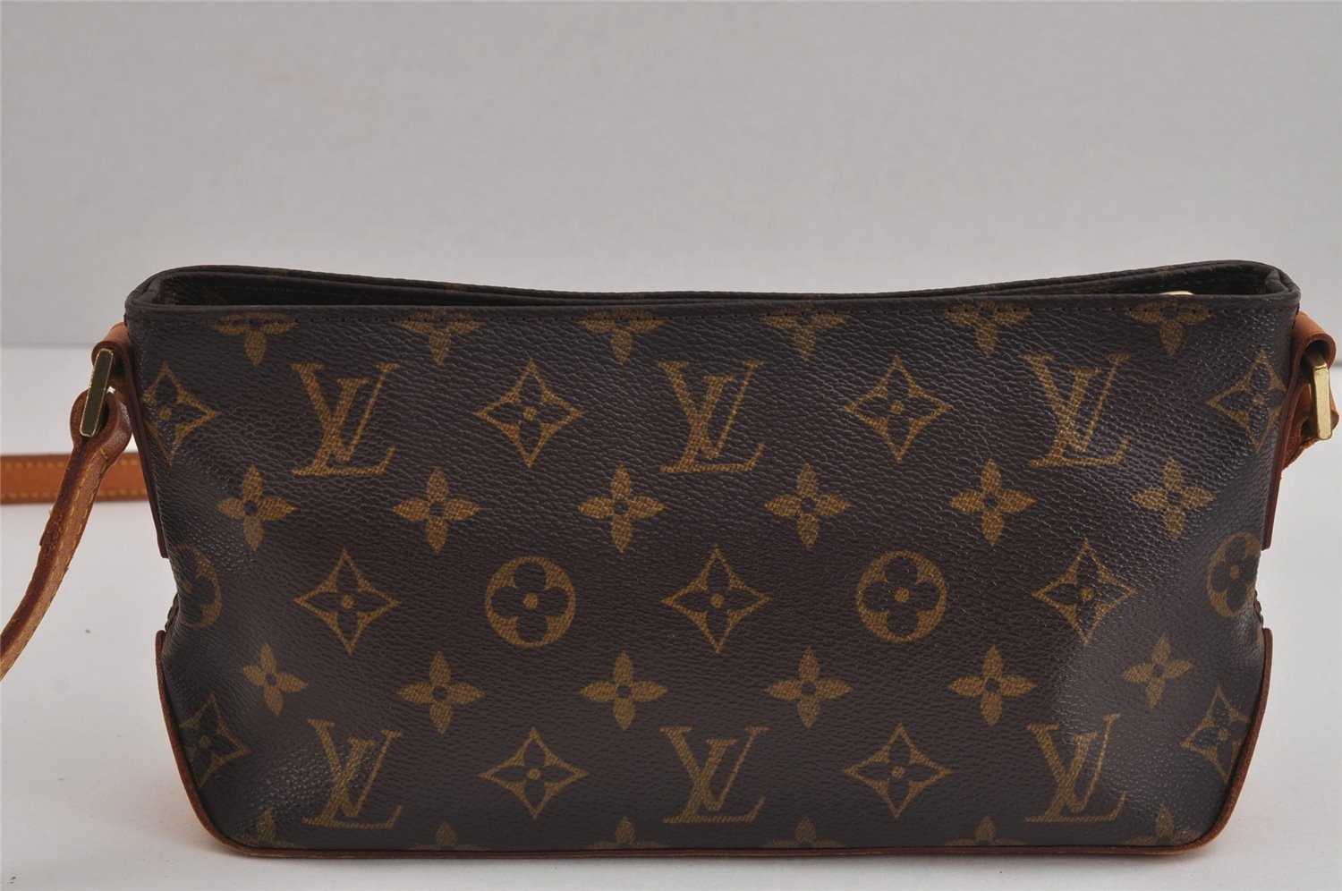 Authentic Louis Vuitton Monogram Trotteur Shoulder Cross Bag M51240 LV 4578J