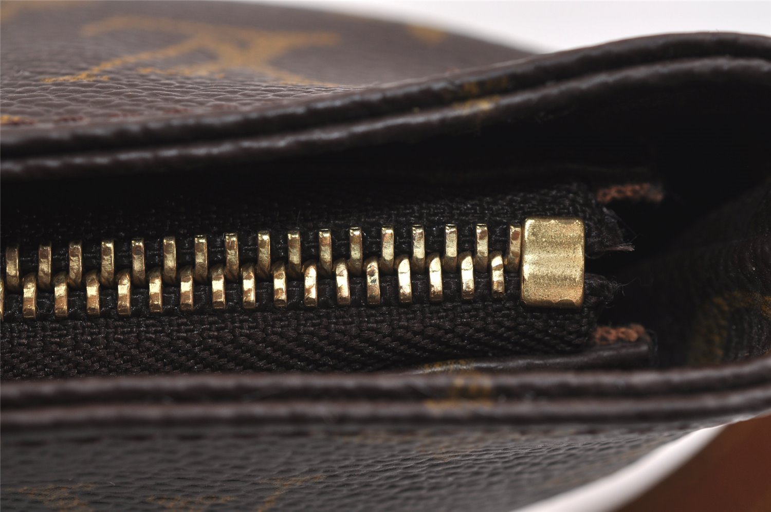 Authentic Louis Vuitton Monogram Trotteur Shoulder Cross Bag M51240 LV 4578J