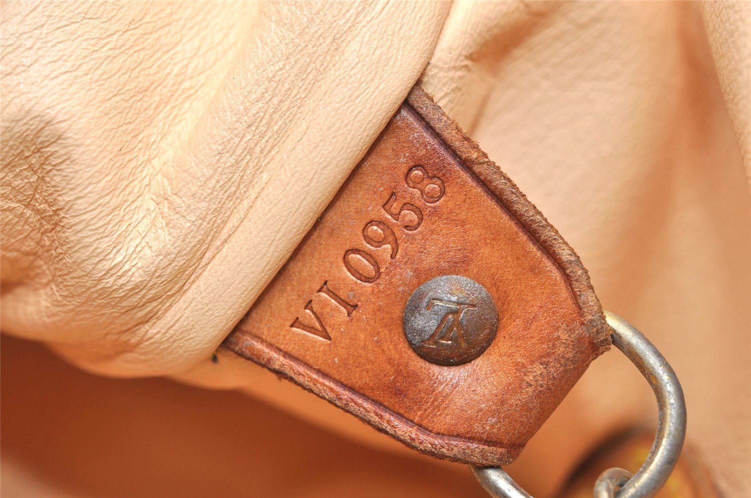 Authentic Louis Vuitton Monogram Bucket GM Shoulder Tote Bag M42236 LV 4578K