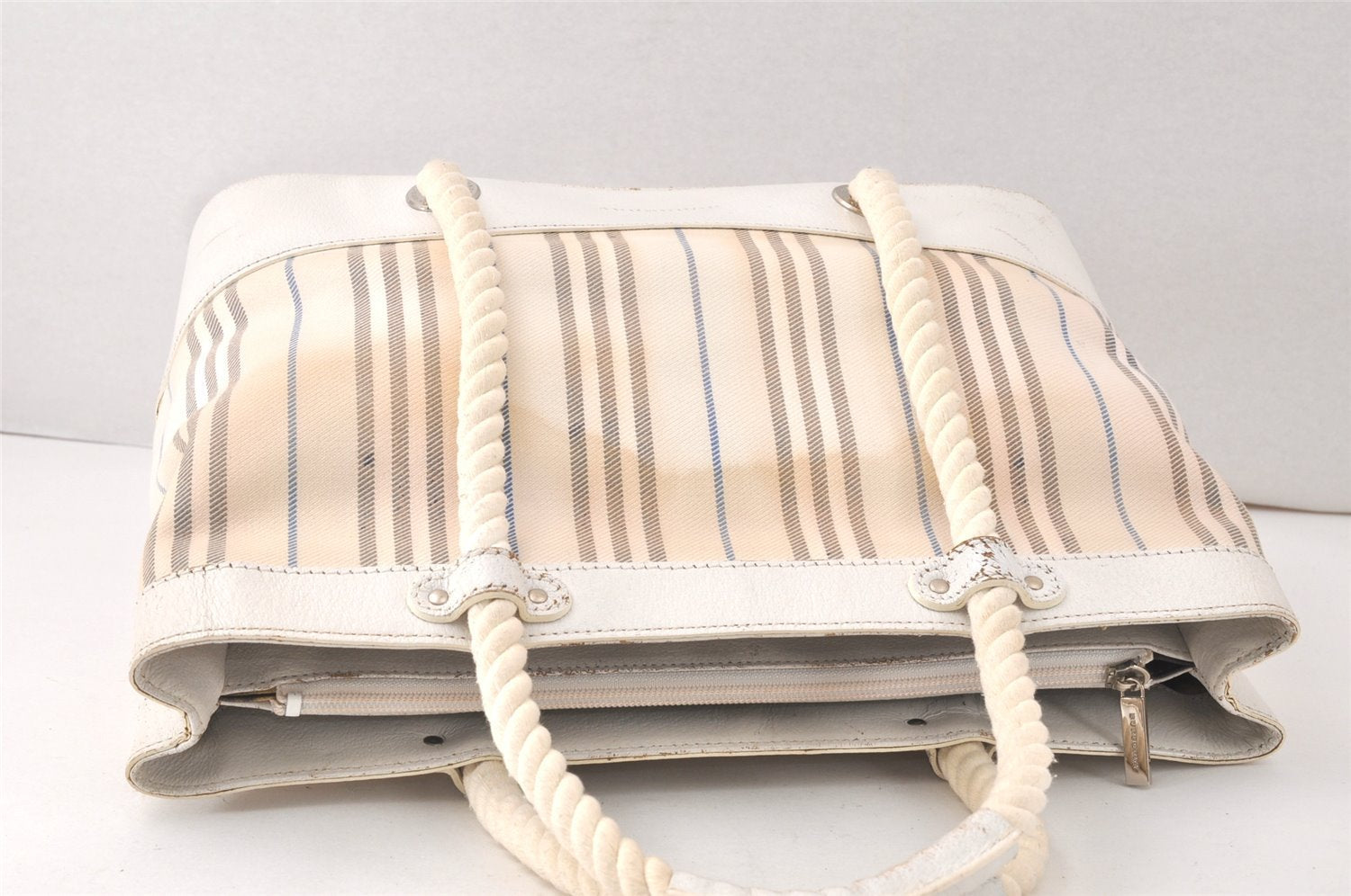 Authentic BURBERRY Vintage Canvas Leather Shoulder Hand Bag White 4582K