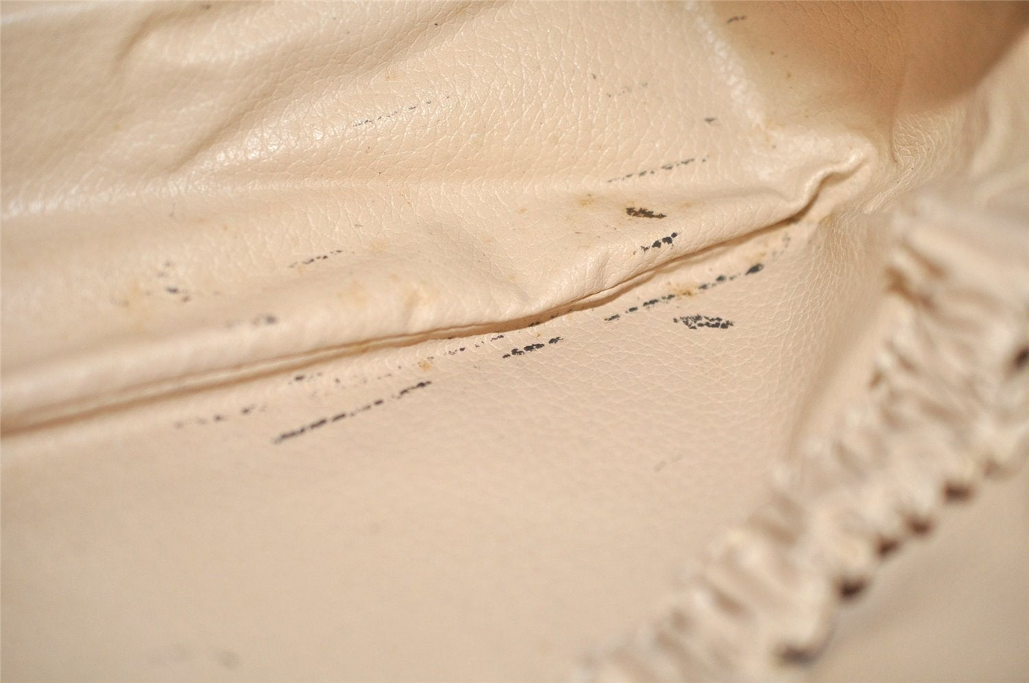 Auth Louis Vuitton Monogram Trousse Toilette 28 Clutch Hand Bag M47522 LV 4585I