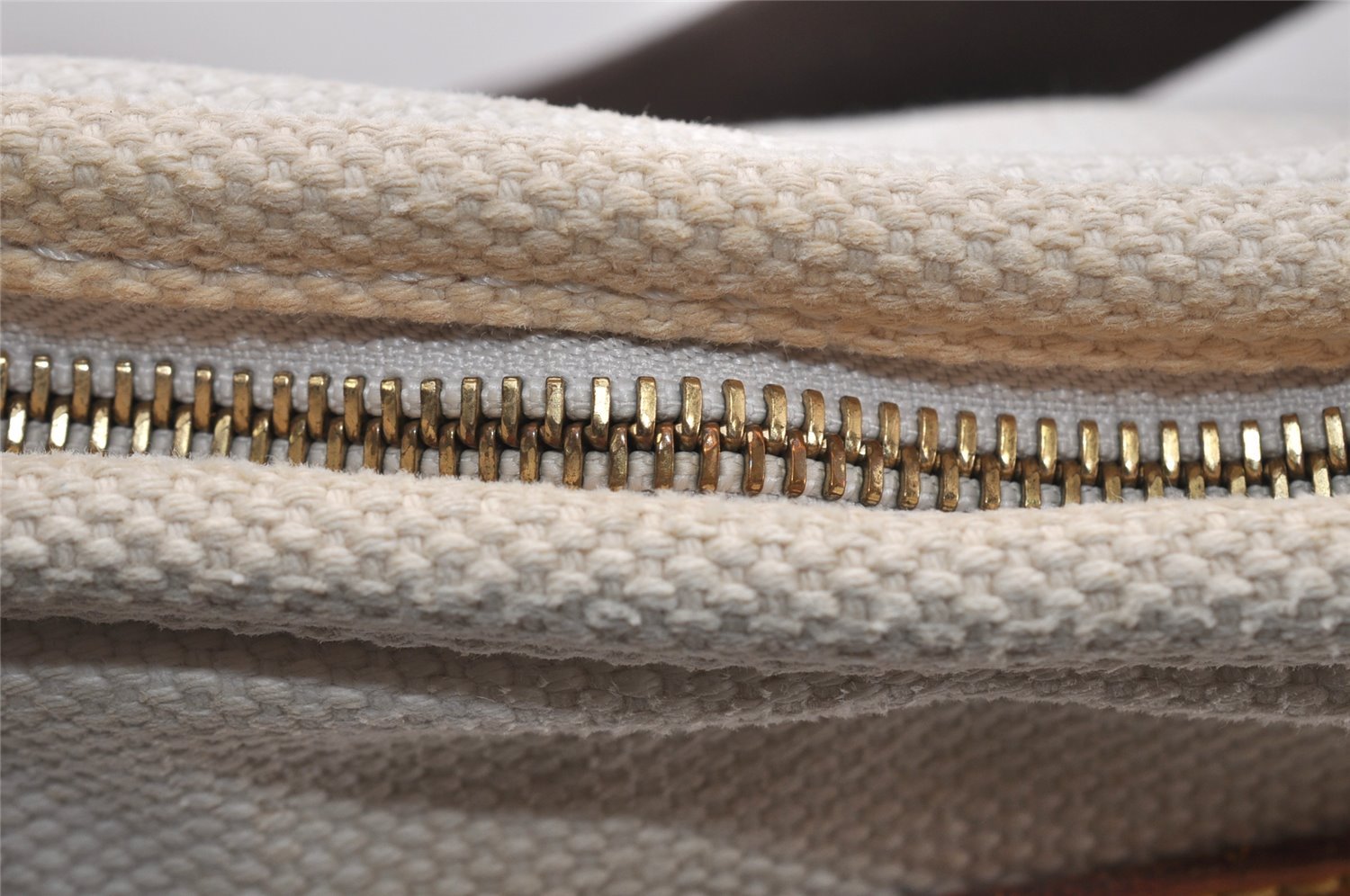 Authentic Louis Vuitton Antigua Cabas MM Tote Bag White Brown M40036 LV 4587K