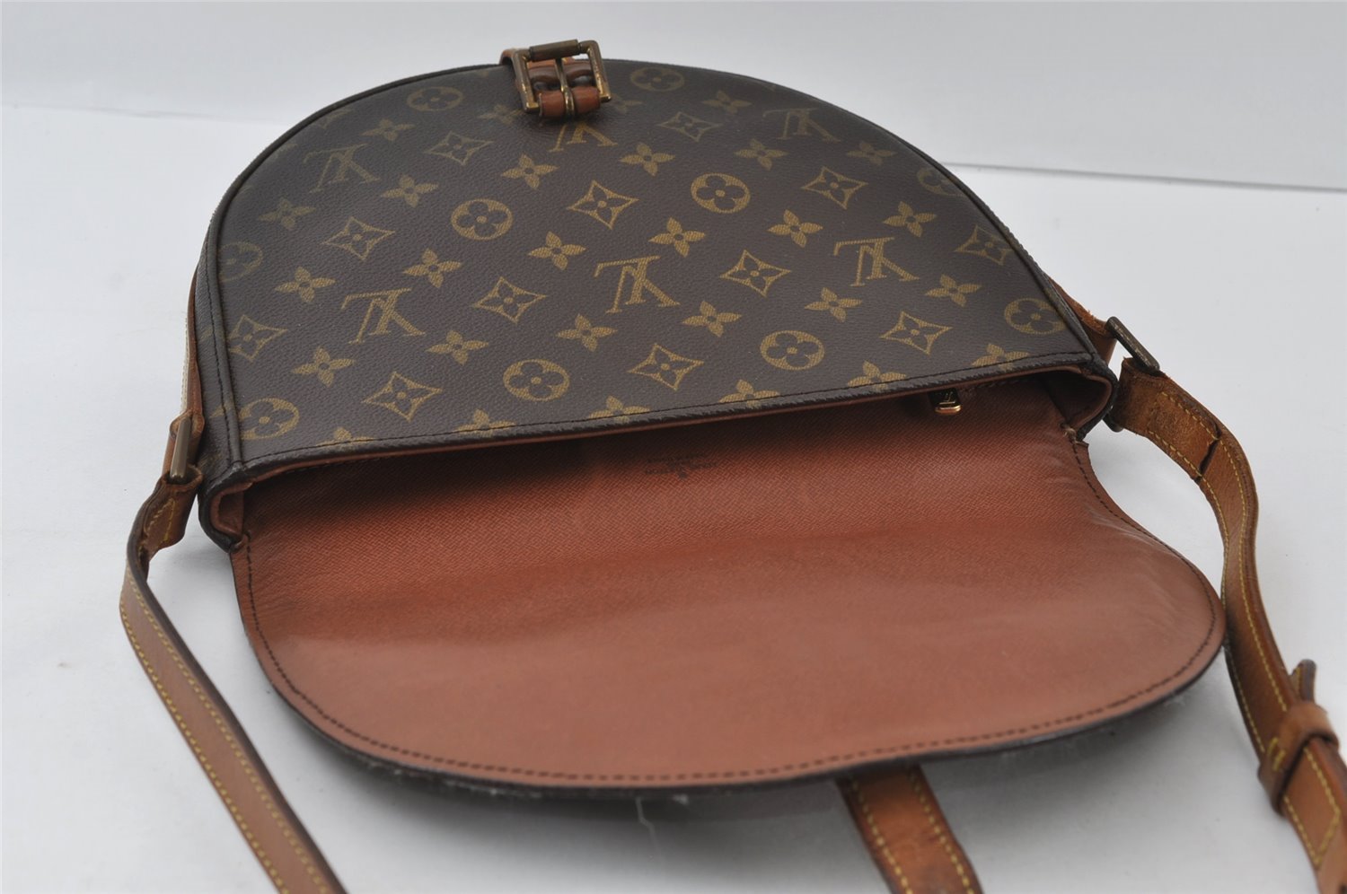 Authentic Louis Vuitton Monogram Chantilly GM Shoulder Cross Bag M51232 LV 4592I