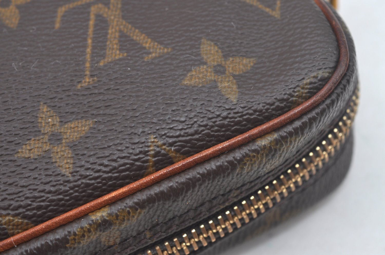 Authentic Louis Vuitton Monogram Marly Dragonne GM M51825 Clutch Hand Bag 4593I