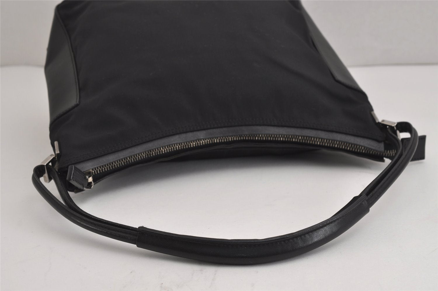 Authentic GUCCI Hand Shoulder Bag Purse Canvas Leather 0013766 Black 4599J