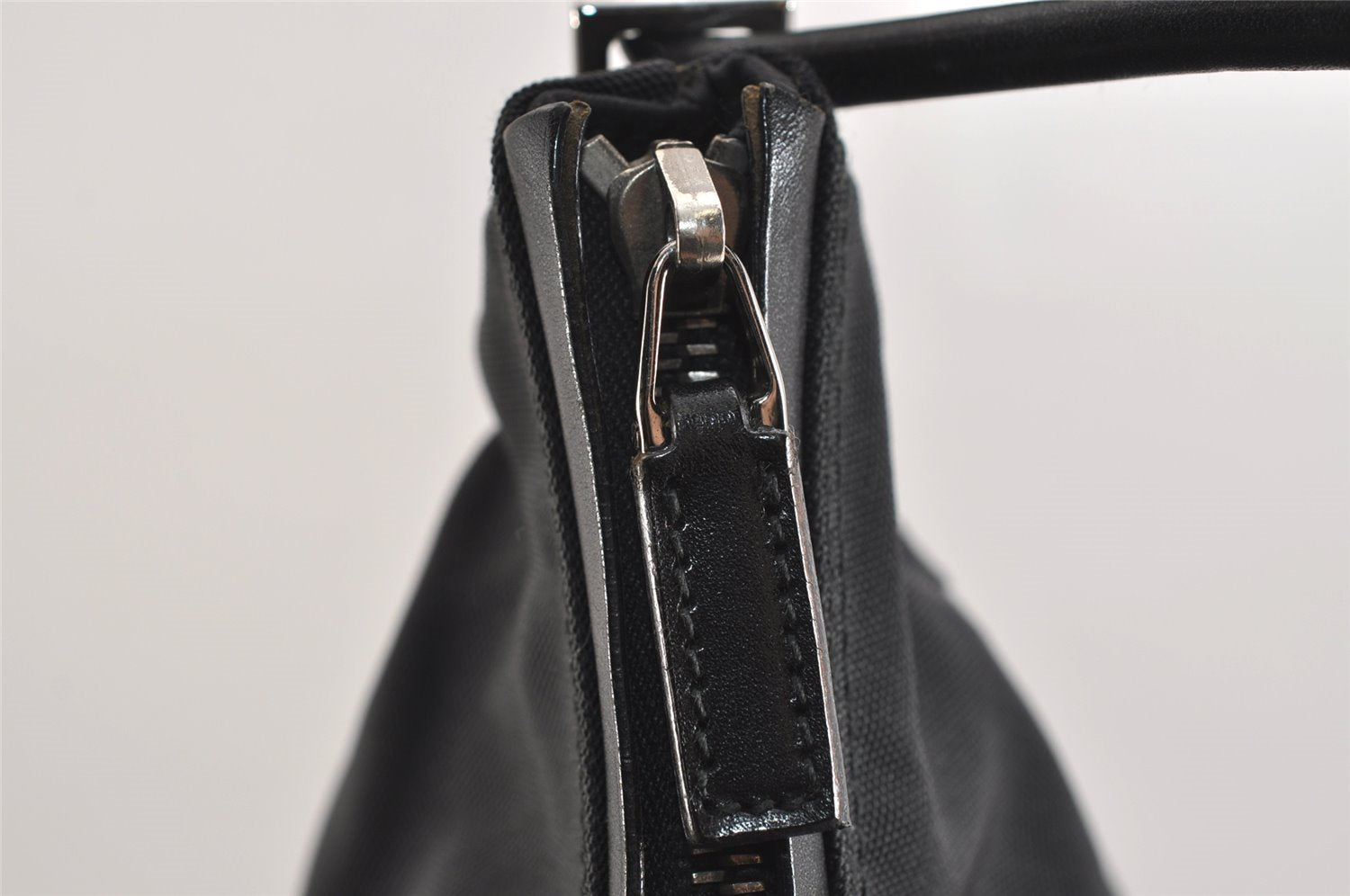 Authentic GUCCI Hand Shoulder Bag Purse Canvas Leather 0013766 Black 4599J