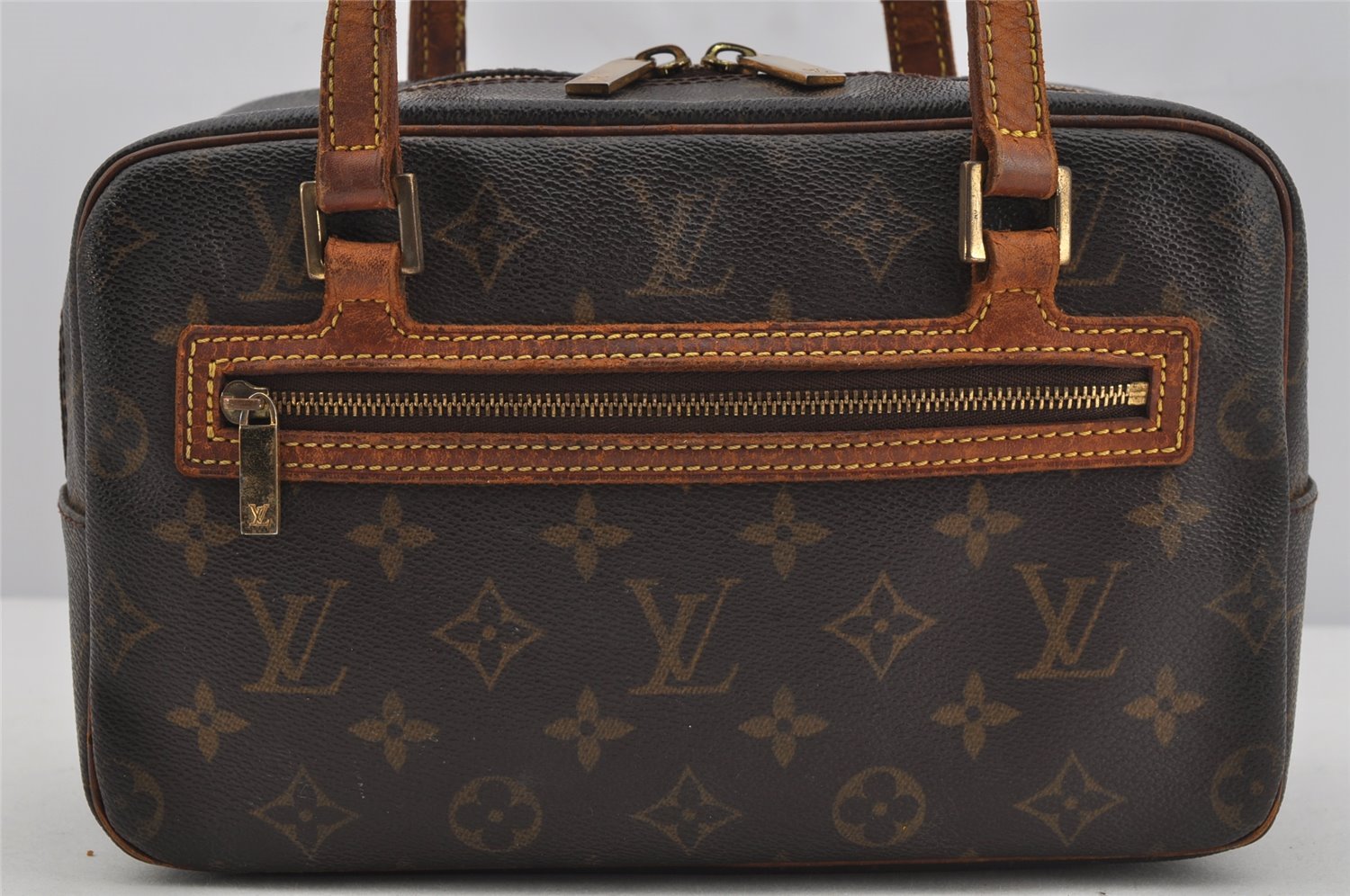 Authentic Louis Vuitton Monogram Cite MM Shoulder Bag M51182 Junk 4602J