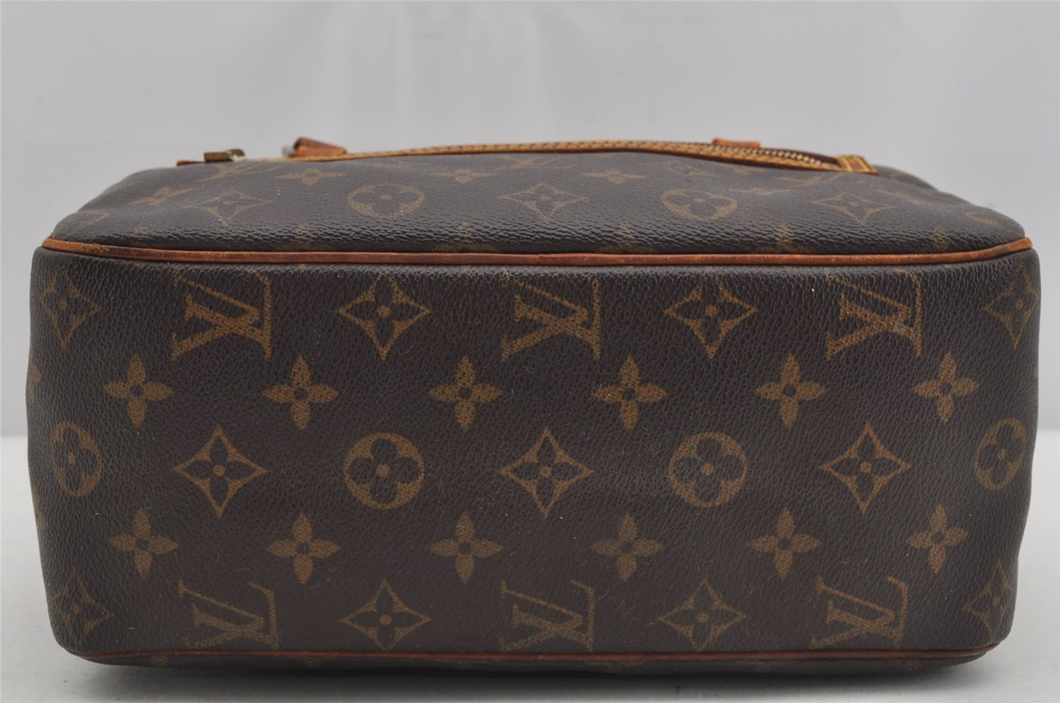 Authentic Louis Vuitton Monogram Cite MM Shoulder Bag M51182 Junk 4602J