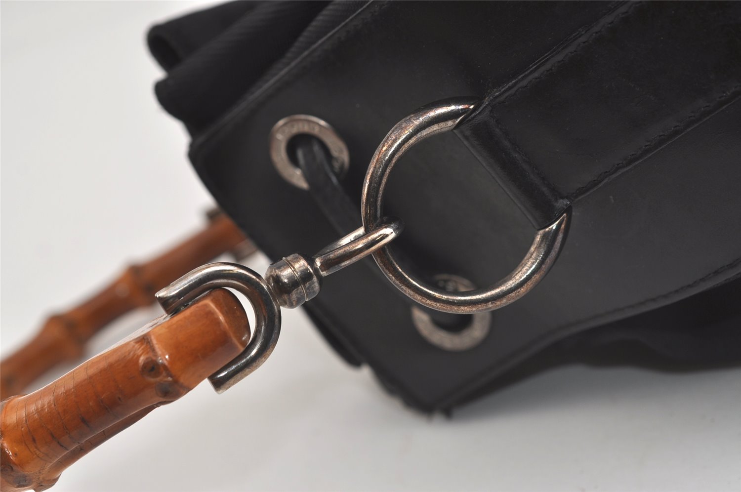 Authentic GUCCI Vintage Bamboo Drawstring Bag Purse Nylon Leather Black 4603K
