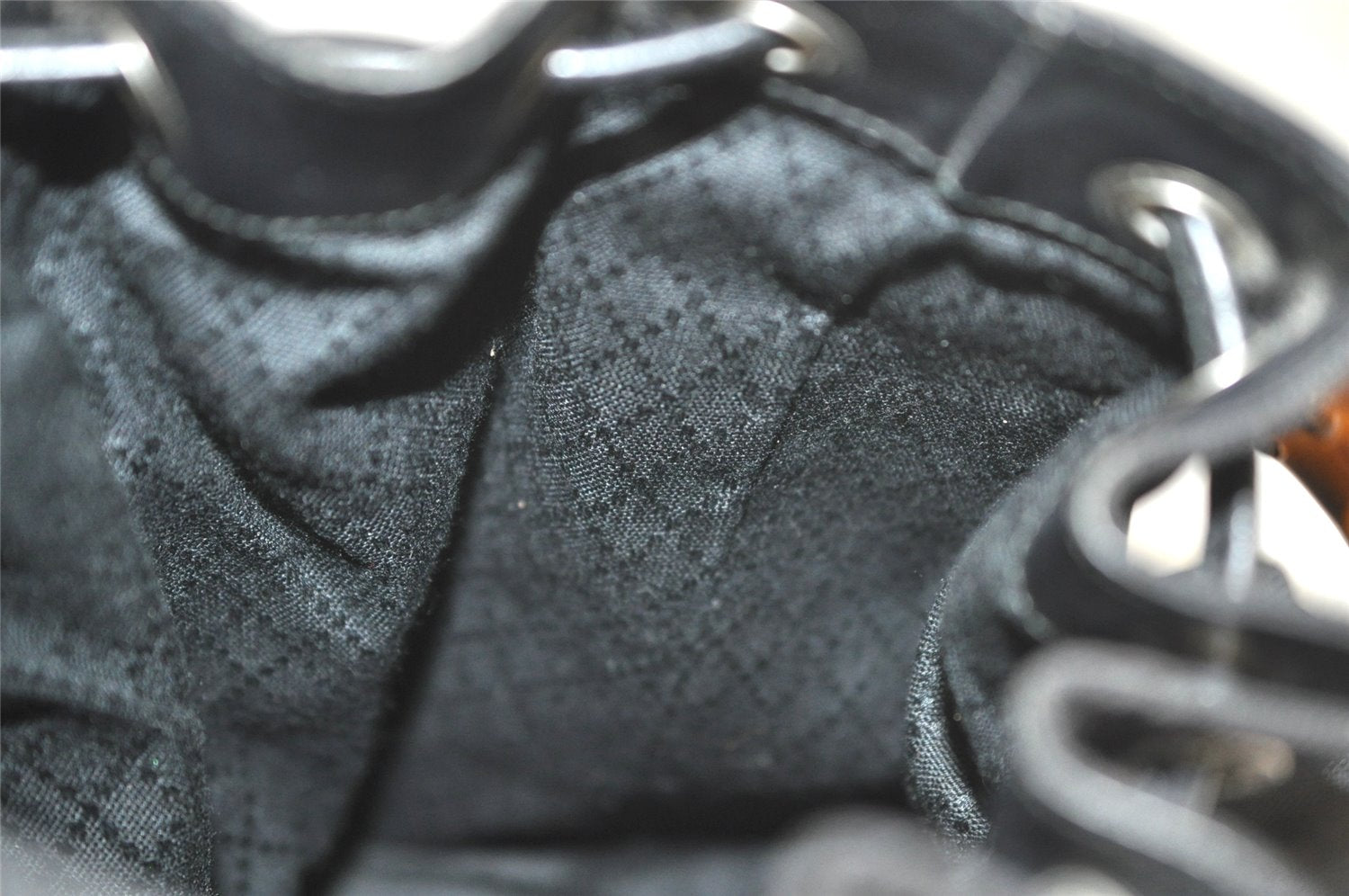 Authentic GUCCI Vintage Bamboo Drawstring Bag Purse Nylon Leather Black 4603K