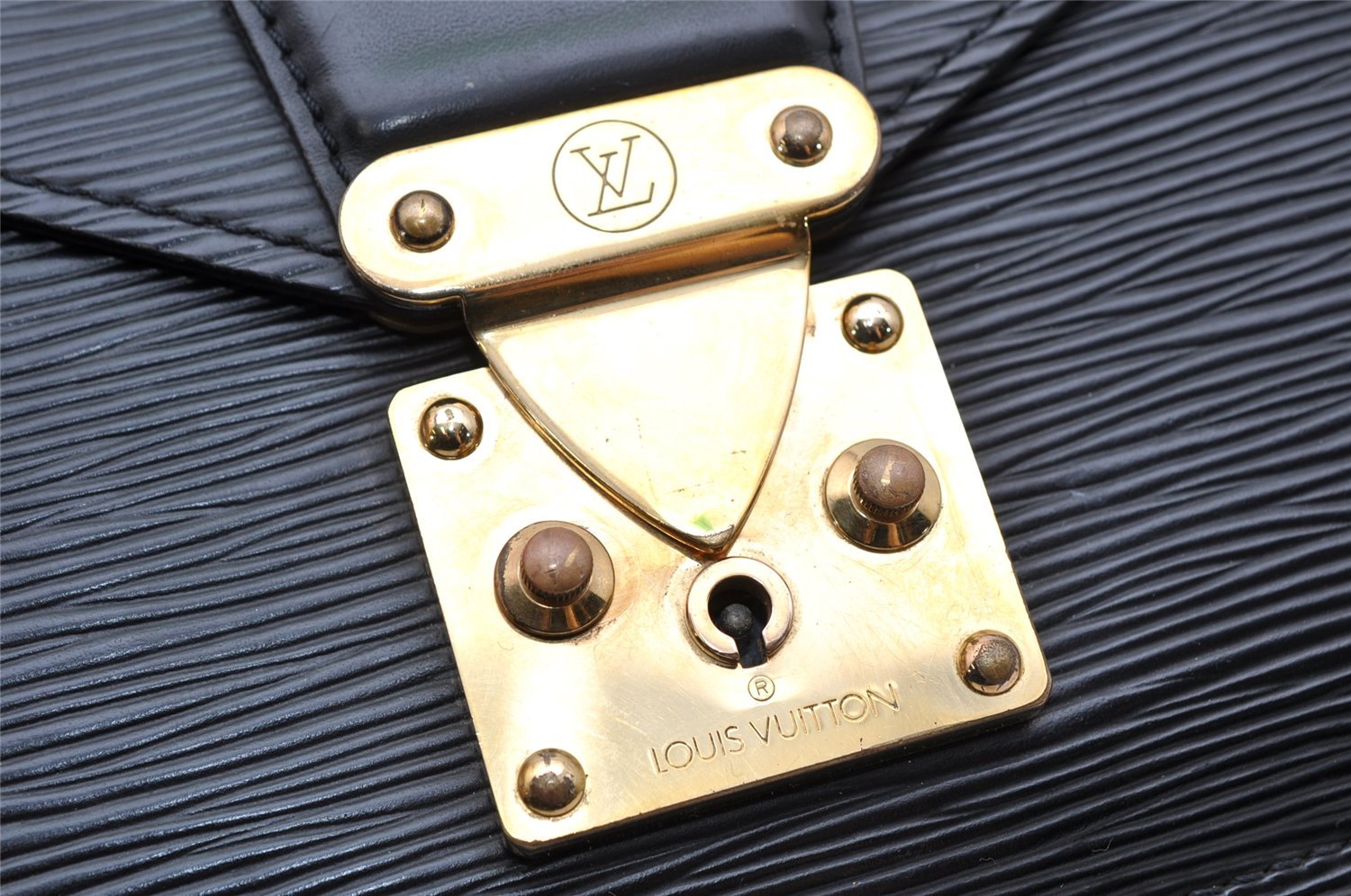 Authentic Louis Vuitton Epi Sellier Dragonne Clutch Bag Black M52612 LV 4604K