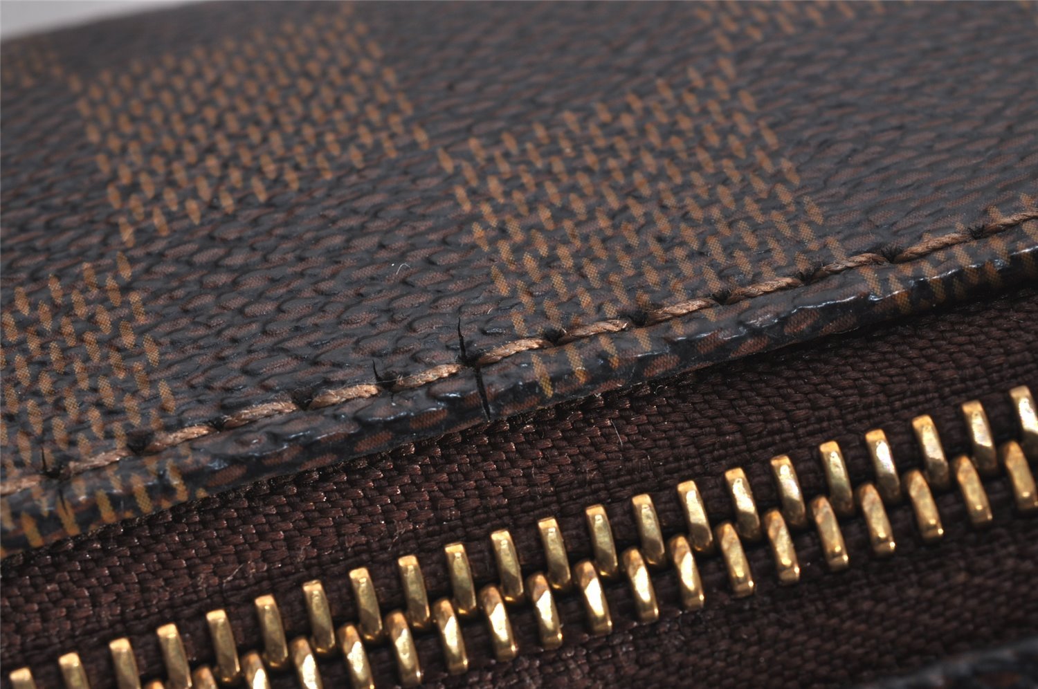 Authentic Louis Vuitton Damier Bloomsbury PM Shoulder Cross Bag N42251 LV 4605J