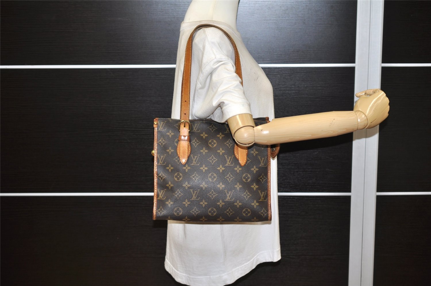 Authentic Louis Vuitton Monogram Popincourt Haut Shoulder Bag M40007 LV 4605K