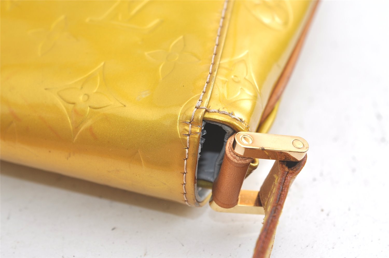 Authentic Louis Vuitton Vernis Thompson Street Shoulder Bag M91069 Yellow 4606K