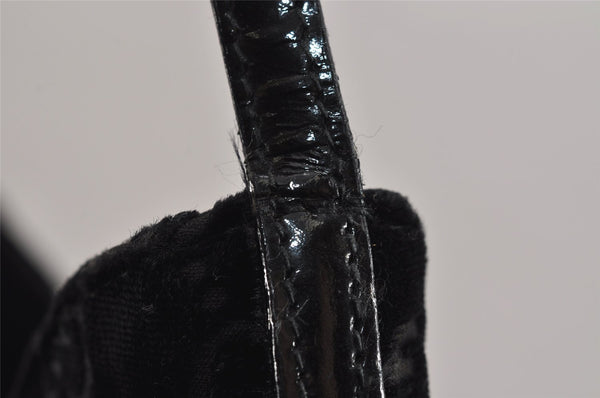 Authentic GUCCI Vintage Shoulder Hand Bag Purse GG Suede Enamel Black 4607J