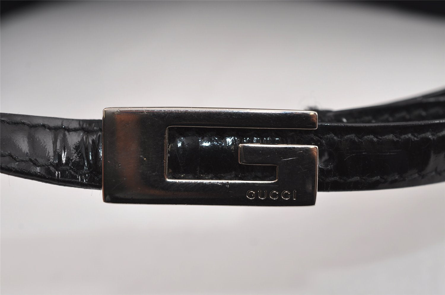 Authentic GUCCI Vintage Shoulder Hand Bag Purse GG Suede Enamel Black 4607J