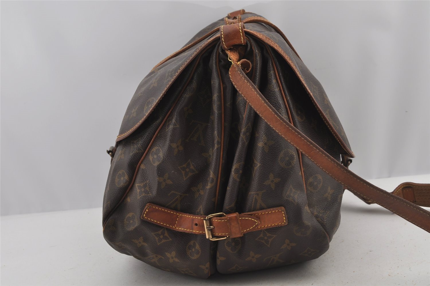 Authentic Louis Vuitton Monogram Saumur 35 Shoulder Cross Bag M42254 LV 4608J