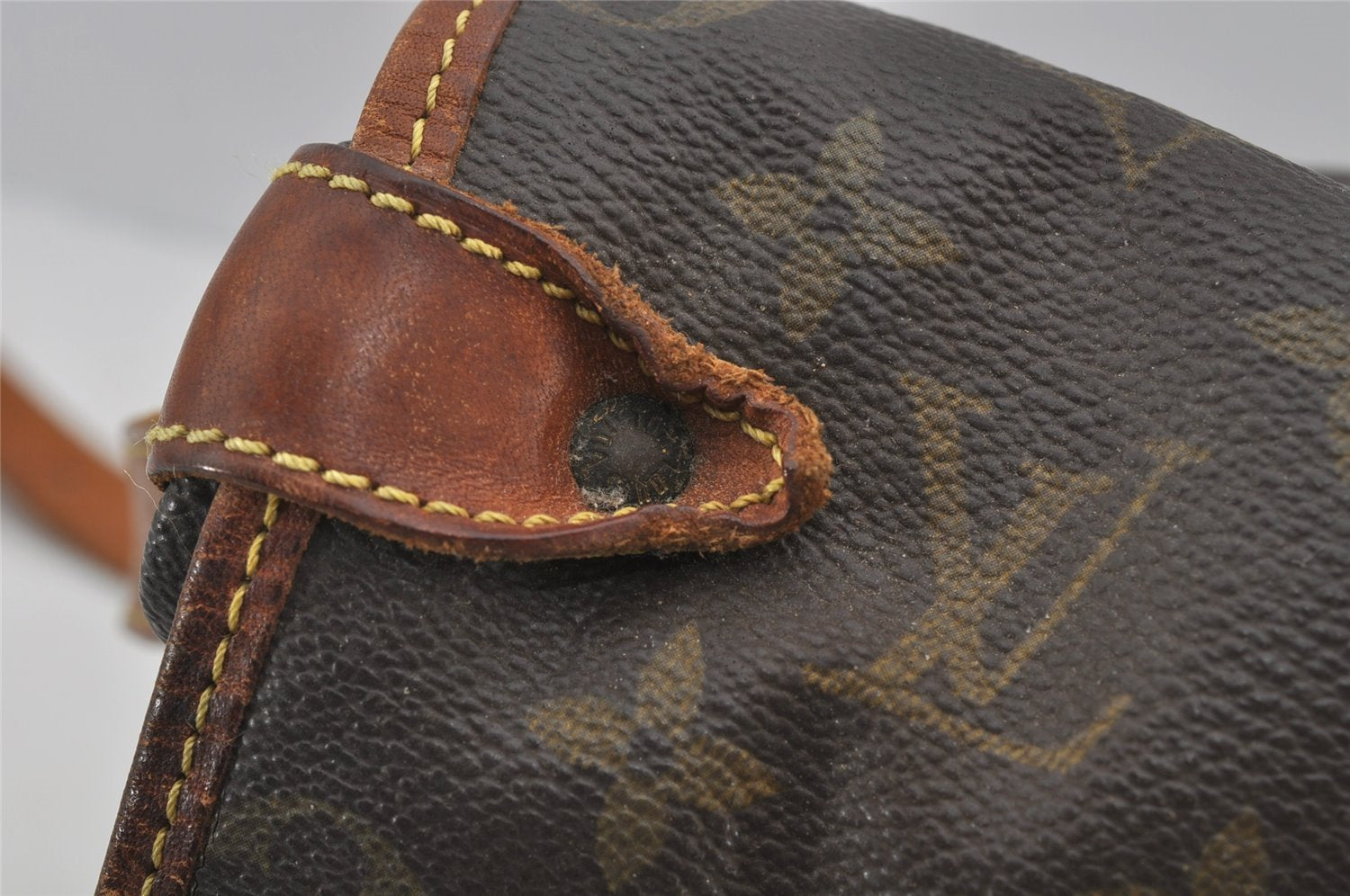 Authentic Louis Vuitton Monogram Saumur 35 Shoulder Cross Bag M42254 LV 4608J