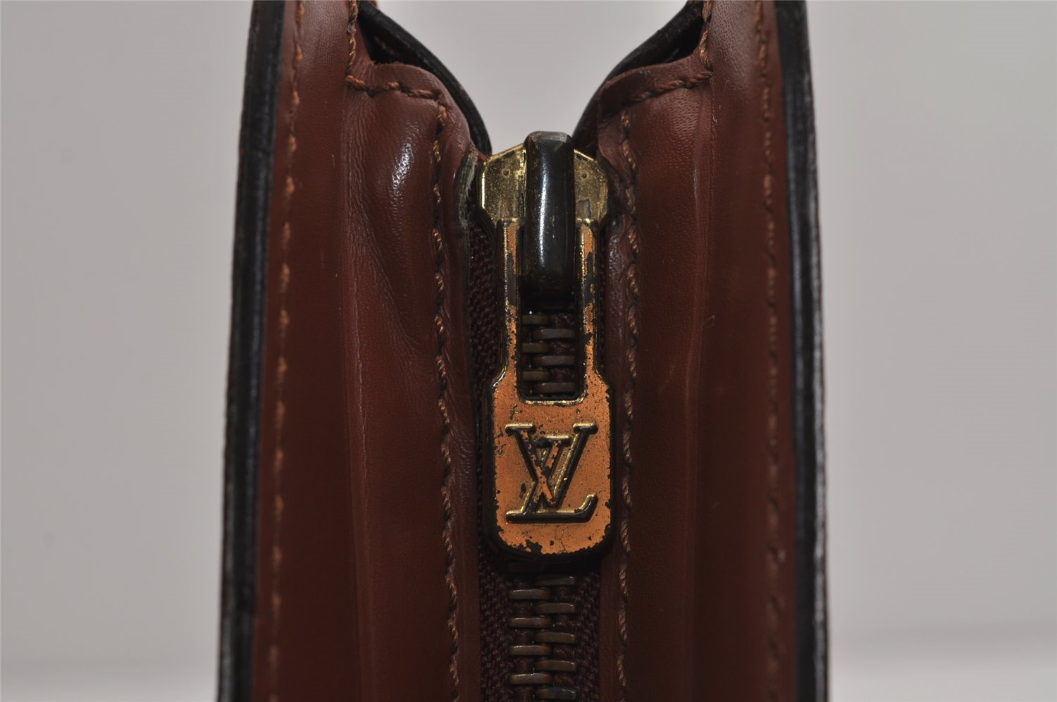 Authentic Louis Vuitton Monogram Pochette Homme Clutch Hand Bag M51795 LV 4609J