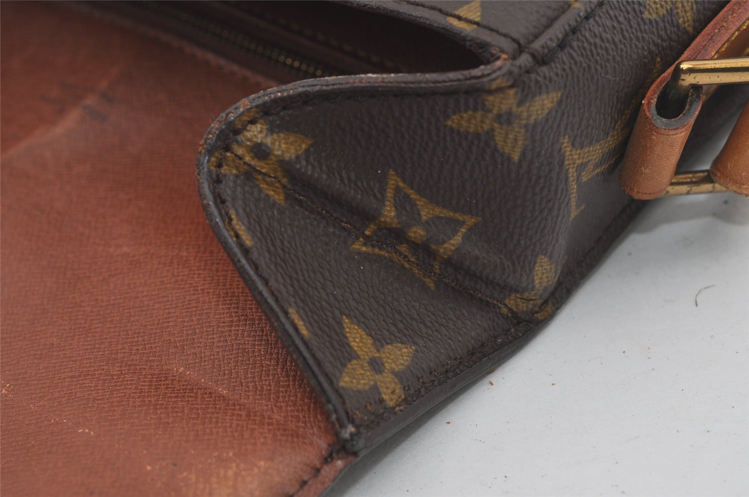 Authentic Louis Vuitton Monogram Saint Cloud GM M51242 Shoulder Cross Bag 4612I