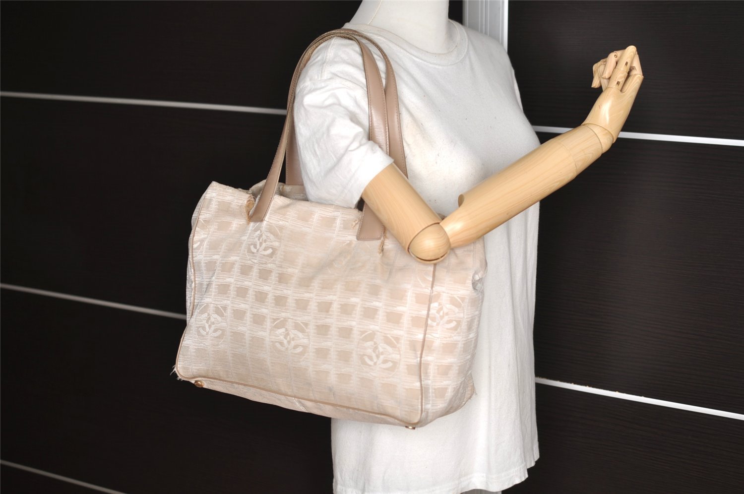 Authentic CHANEL New Travel Line Shoulder Tote Bag Nylon Leather Beige 4615I