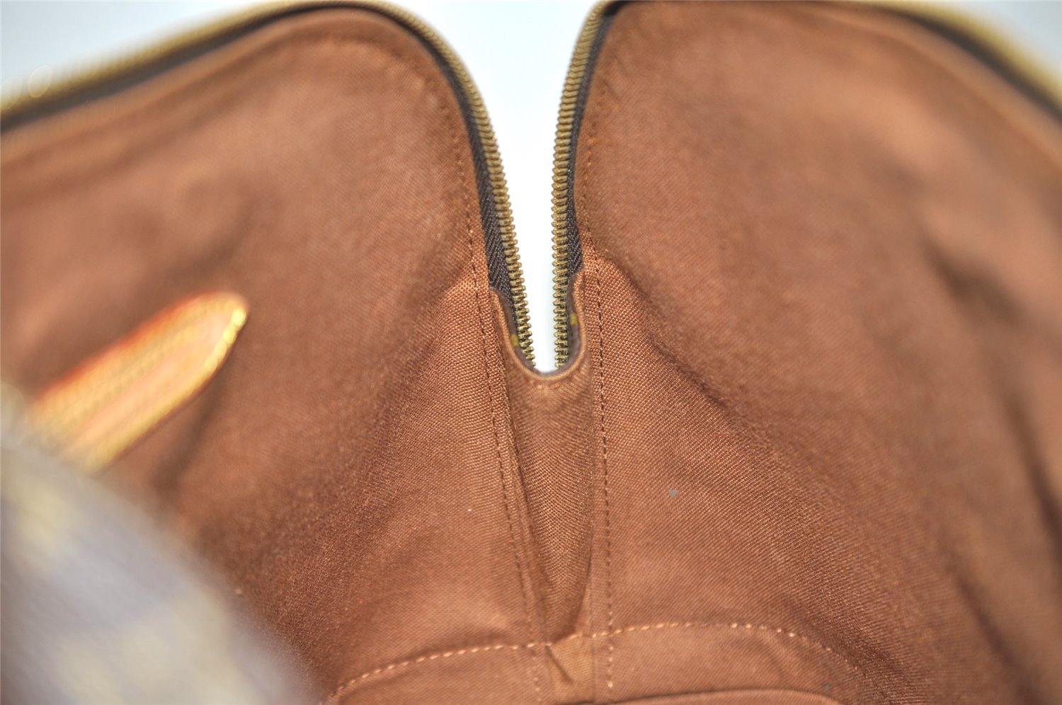 Authentic Louis Vuitton Monogram Alma Hand Bag Purse M51130 LV 4616J