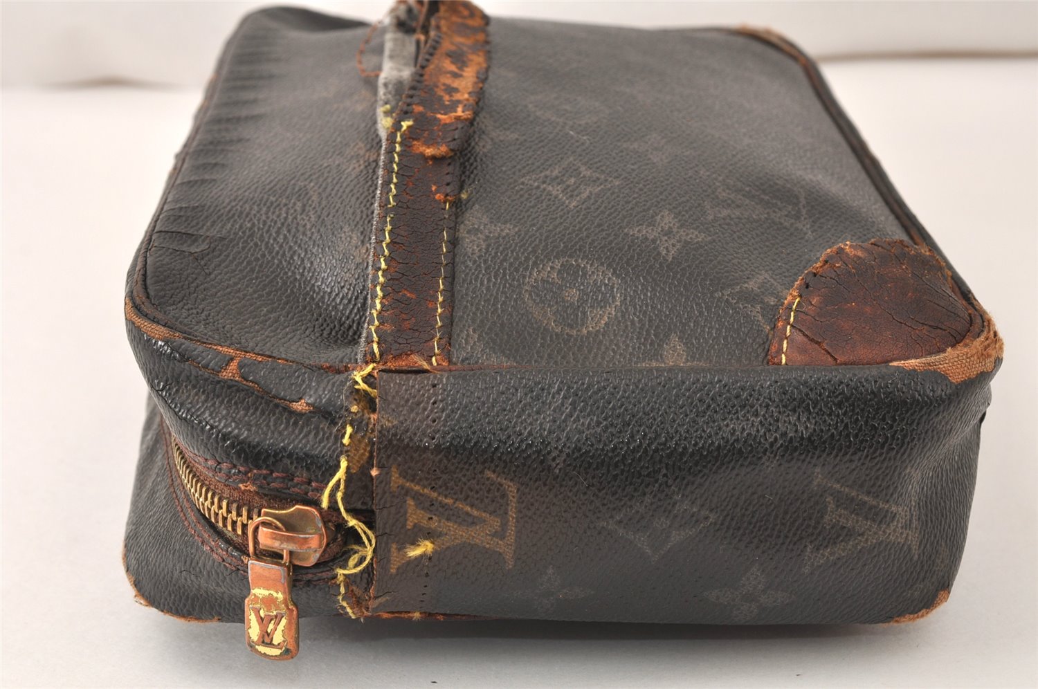 Authentic Louis Vuitton Monogram Compiegne 28 Clutch Hand Bag M51845 Junk 4617K