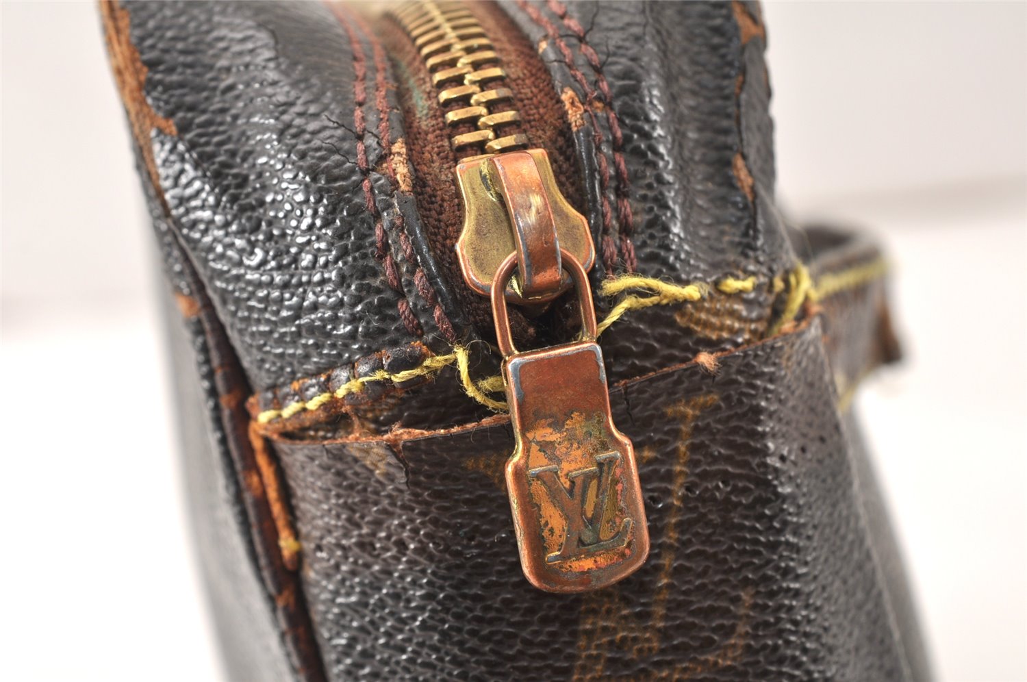 Authentic Louis Vuitton Monogram Compiegne 28 Clutch Hand Bag M51845 Junk 4617K