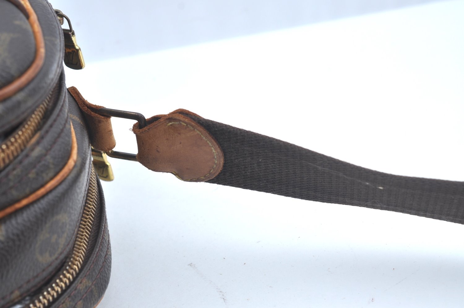 Authentic Louis Vuitton Monogram Reporter PM Shoulder Cross Bag M45254 LV 4624I