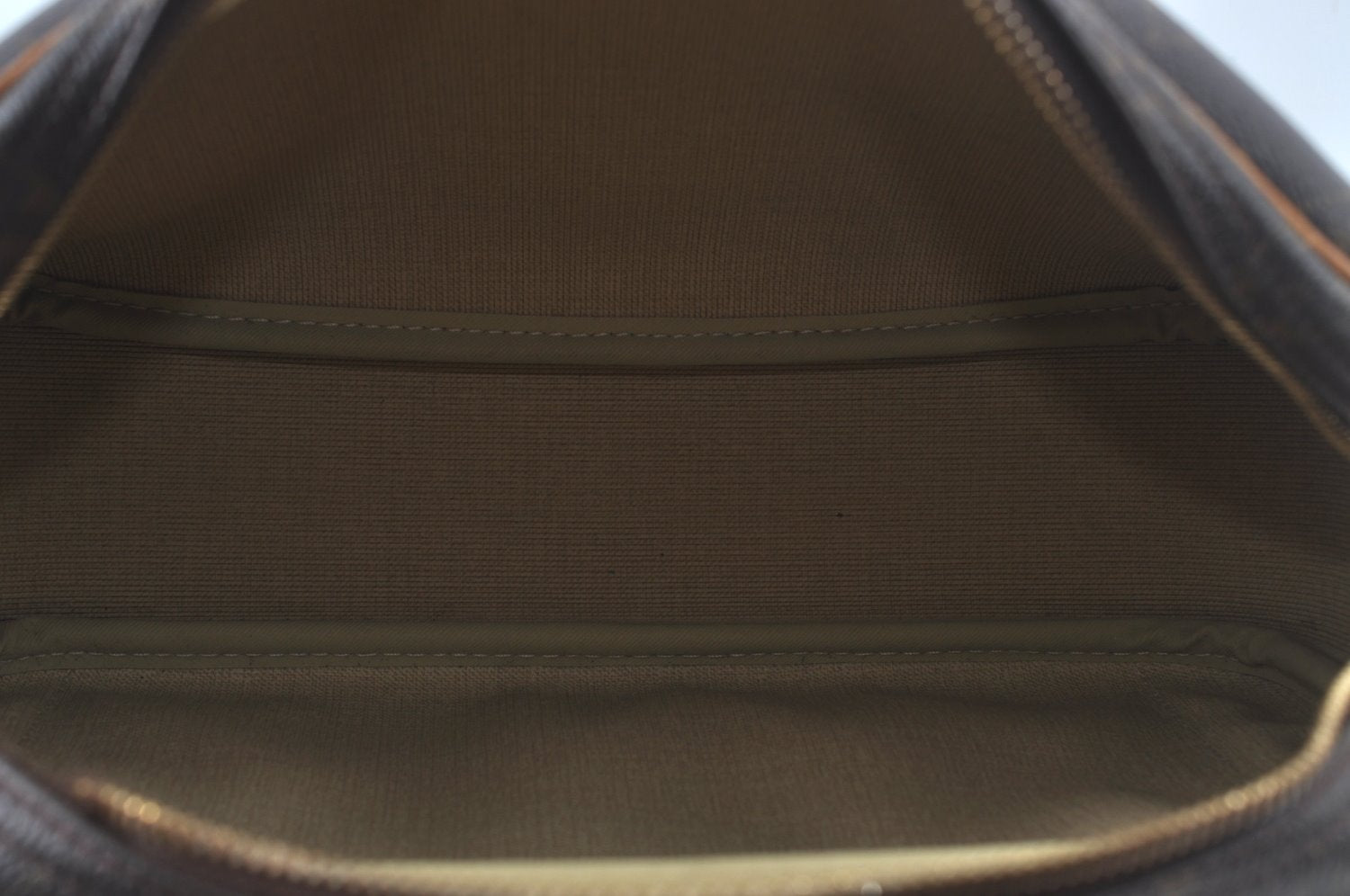 Authentic Louis Vuitton Monogram Reporter PM Shoulder Cross Bag M45254 LV 4624I