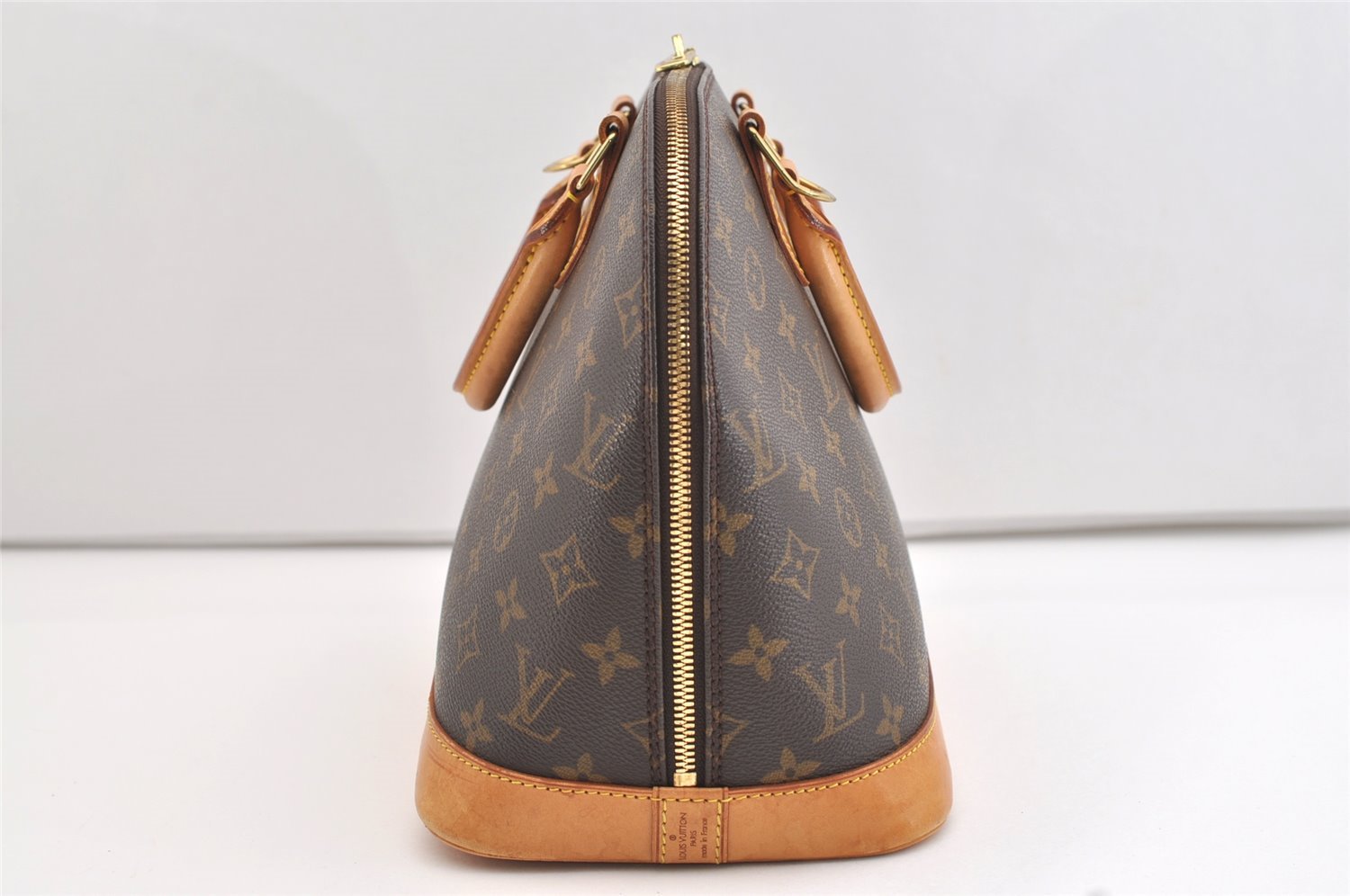 Authentic Louis Vuitton Monogram Alma Hand Bag Purse M51130 LV 4627J