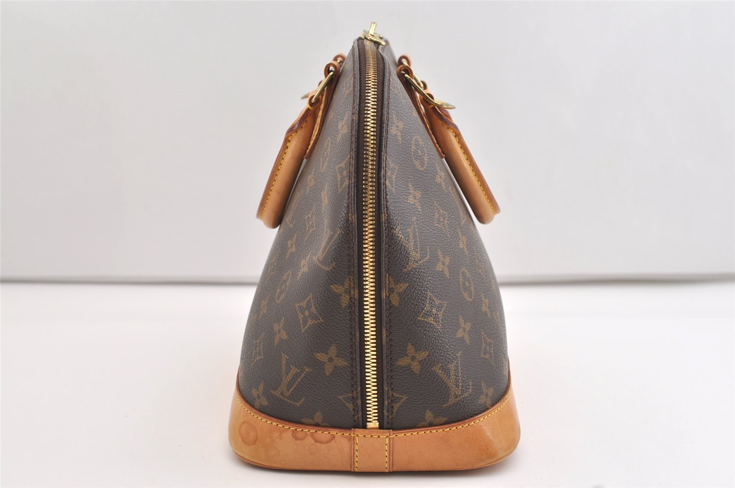Authentic Louis Vuitton Monogram Alma Hand Bag Purse M51130 LV 4627J
