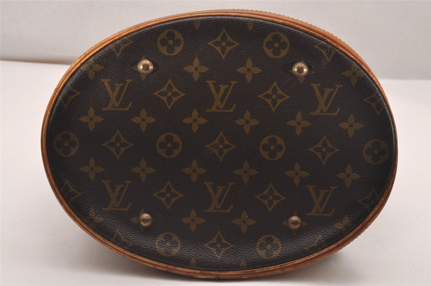 Authentic Louis Vuitton Monogram Bucket GM Shoulder Tote Bag Old Model LV 4629J