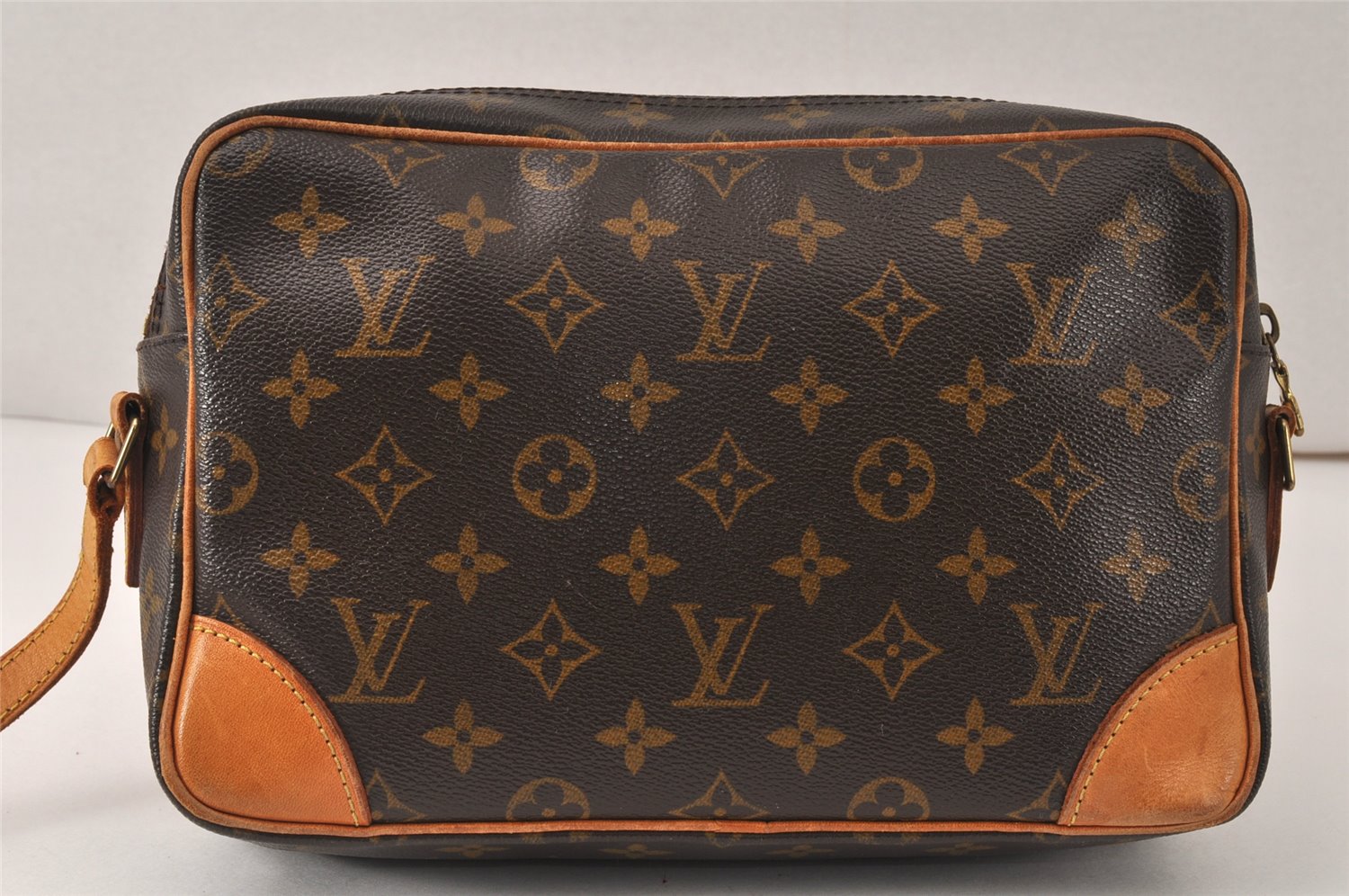 Authentic Louis Vuitton Monogram Trocadero 27 Shoulder Bag M51274 Junk 4630K