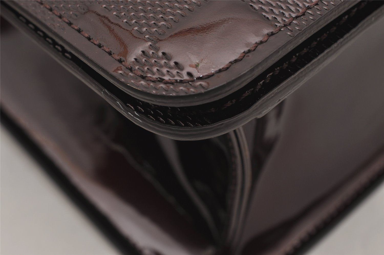 Auth Louis Vuitton Damier Vernis Club Shoulder Bag Bordeaux Red M92129 LV 4631J