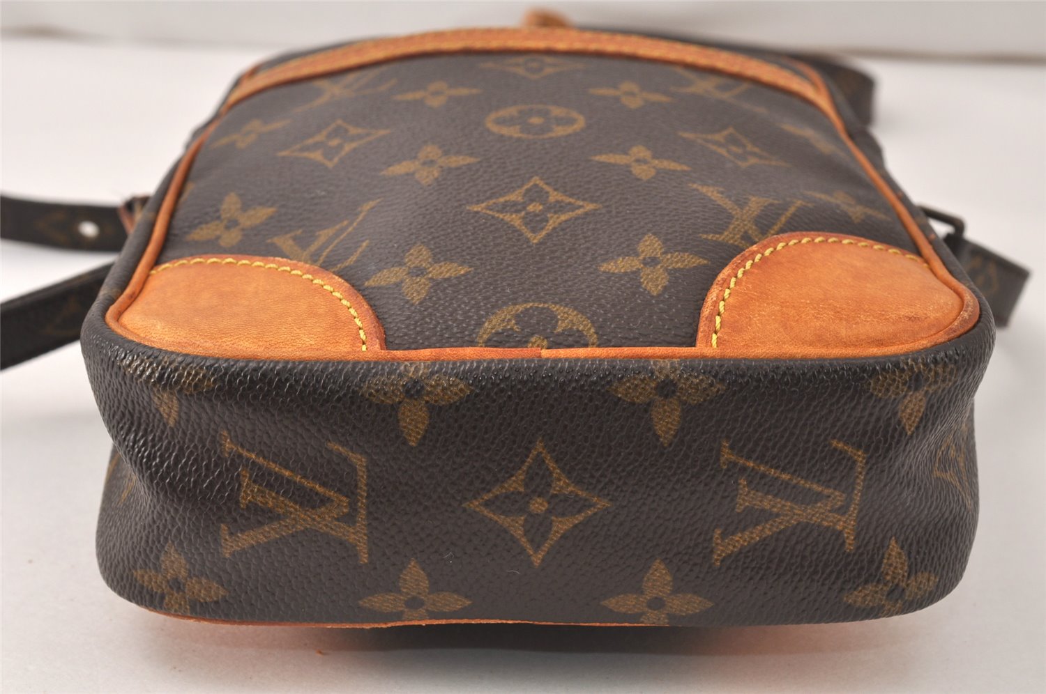 Authentic Louis Vuitton Monogram Danube Shoulder Cross Bag M45266 LV Junk 4632K