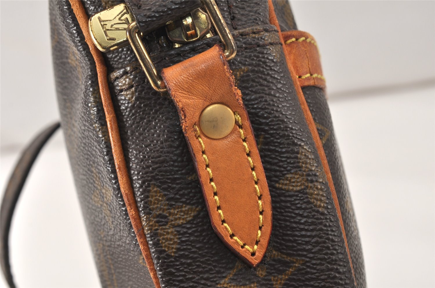 Authentic Louis Vuitton Monogram Danube Shoulder Cross Bag M45266 LV Junk 4632K