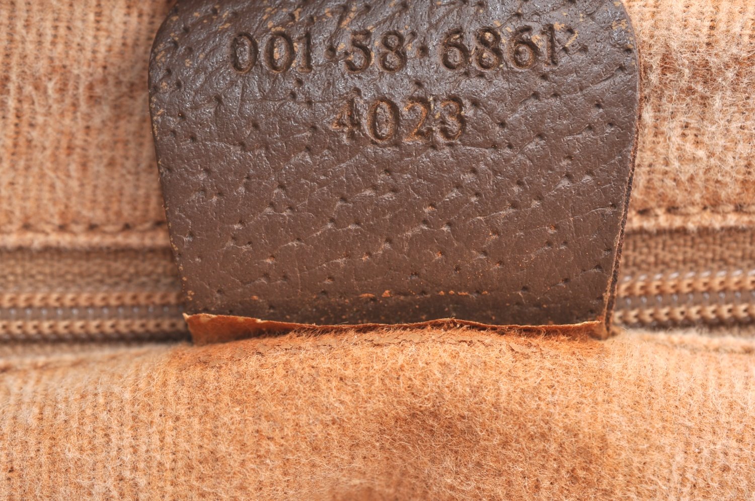 Authentic GUCCI Shoulder Cross Body Bag Purse GG PVC Leather Brown Junk 4633H