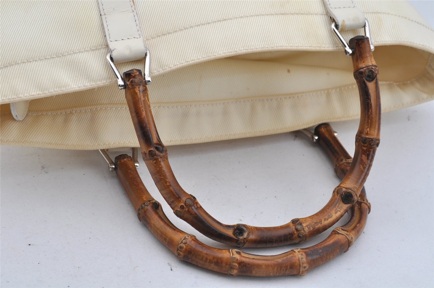 Authentic GUCCI Vintage Bamboo Tote Hand Bag Nylon Leather White 4636J