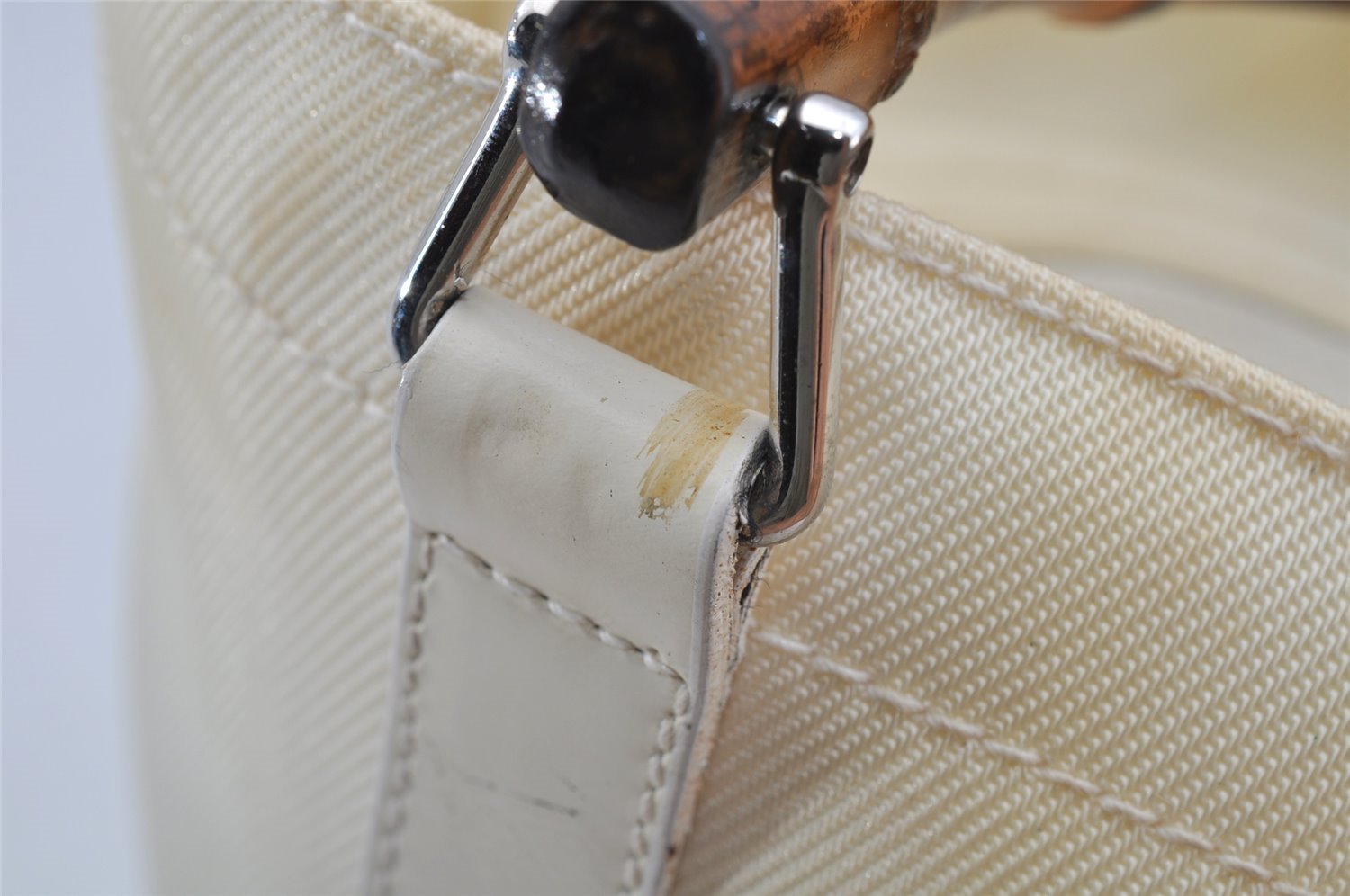 Authentic GUCCI Vintage Bamboo Tote Hand Bag Nylon Leather White 4636J