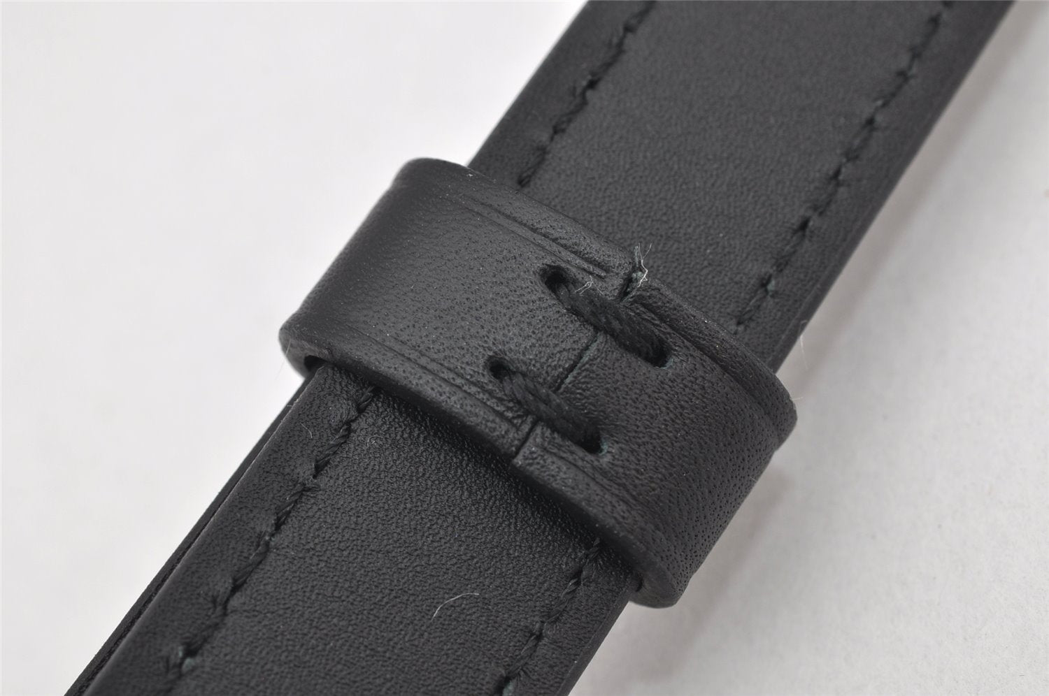 Authentic Louis Vuitton Leather Shoulder Strap Black 39.8-45.7