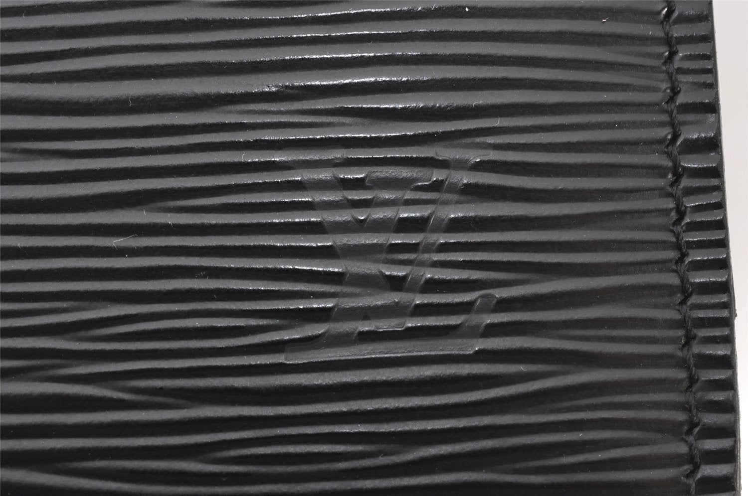 Authentic Louis Vuitton Epi Riviera Hand Bag Black M48182 LV Junk 4638K