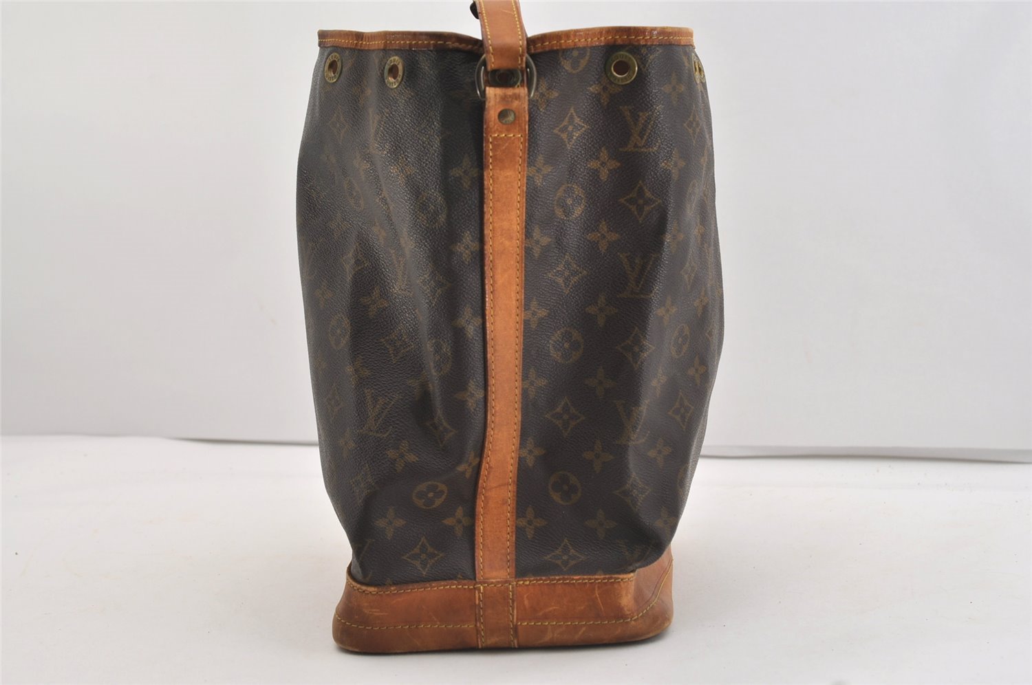Authentic Louis Vuitton Monogram Noe Shoulder Drawstring Bag M42224 LV 4639J