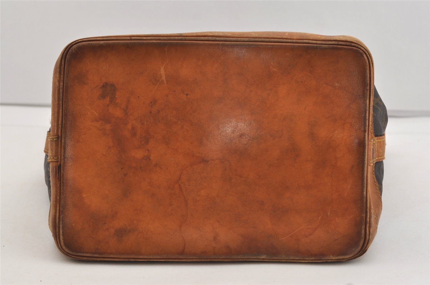 Authentic Louis Vuitton Monogram Noe Shoulder Drawstring Bag M42224 LV 4639J