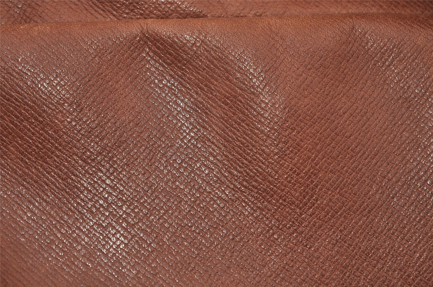 Authentic Louis Vuitton Monogram Danube GM Shoulder Cross Bag M45262 LV 4642I