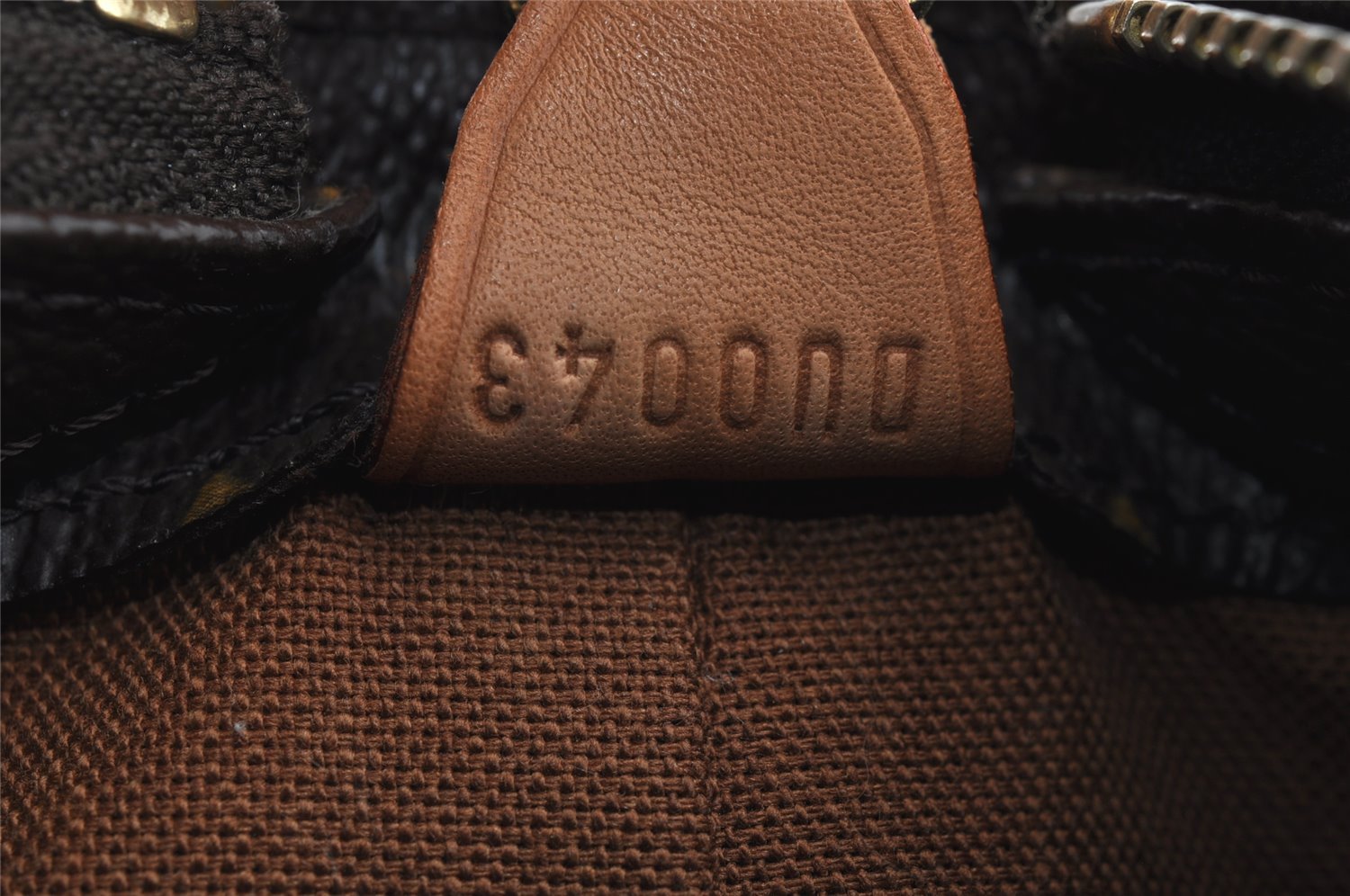 Authentic Louis Vuitton Monogram Cabas Mezzo Shoulder Tote Bag M51151 LV 4652I