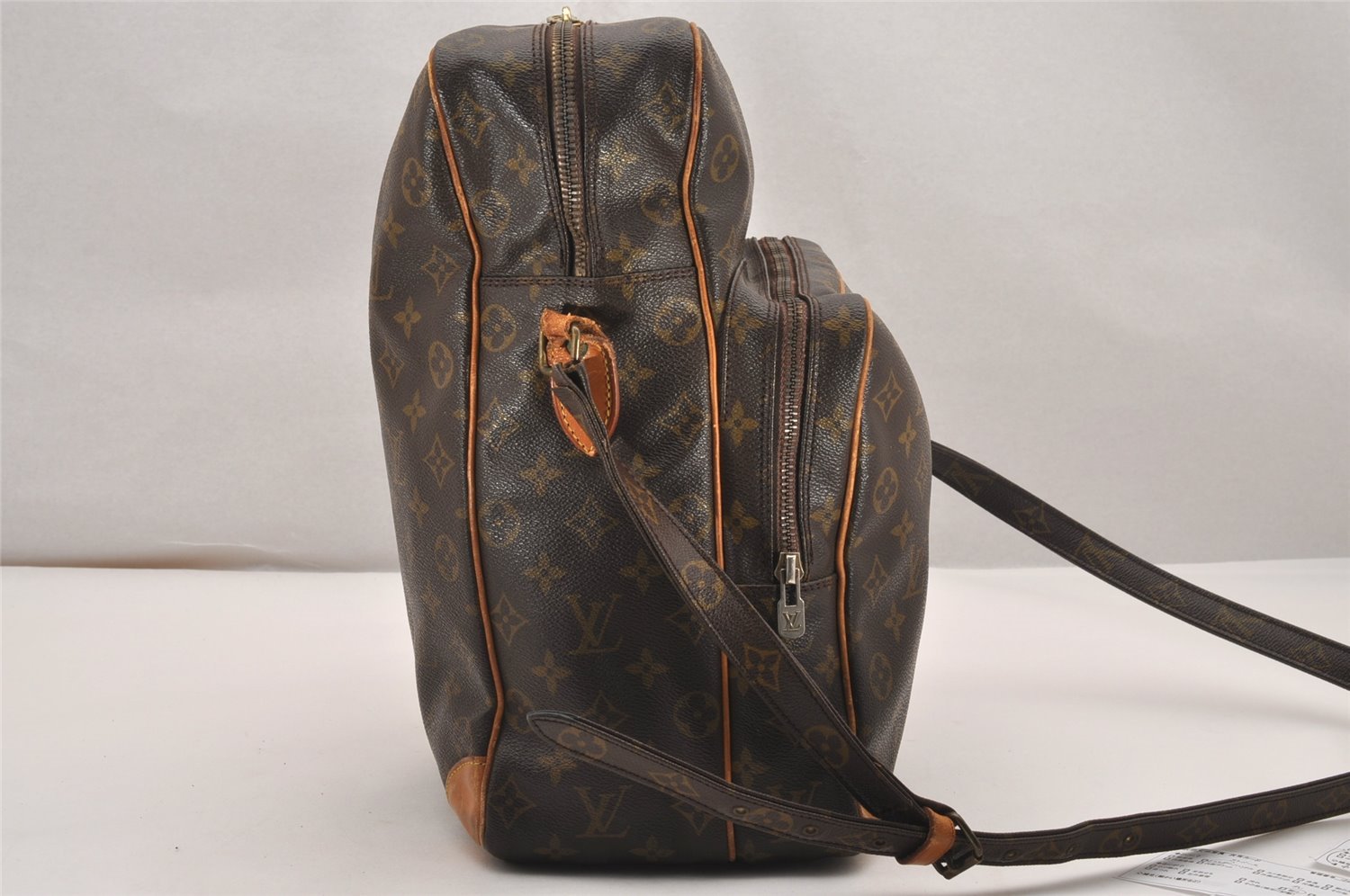 Authentic Louis Vuitton Monogram Amazone GM Shoulder Cross Body Bag LV 4656J